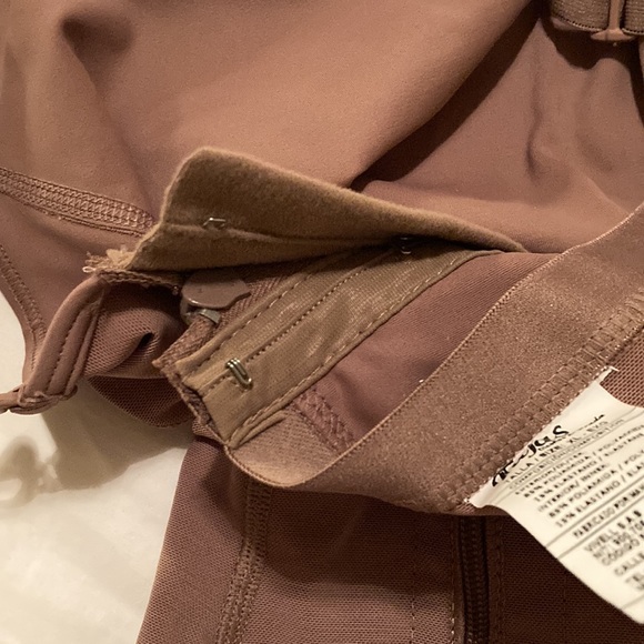 Body Shaper - Picture 3 of 4